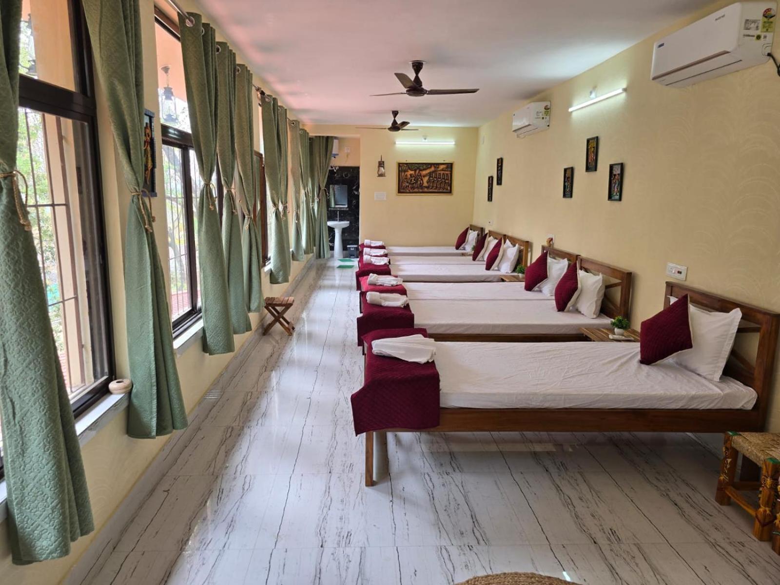 Moon Village Resort Shānti Niketan Exteriér fotografie